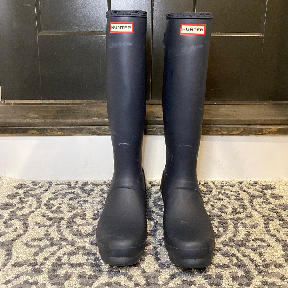 Hunter Boots Tall Rain Boots - Dark Blue - Size 8